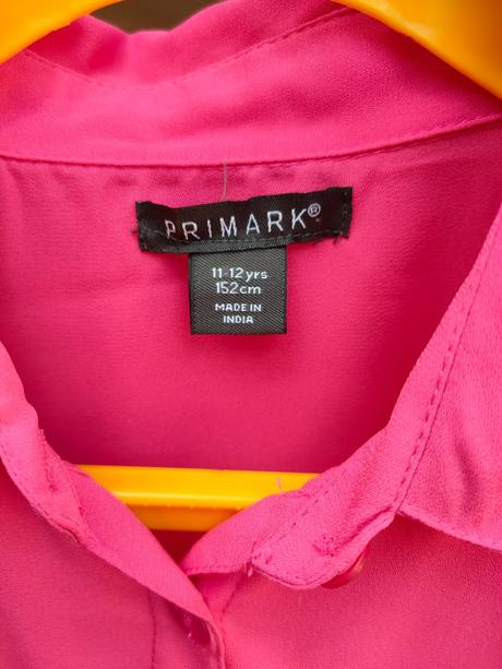 Ružová blúzka, 152