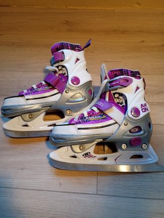 Celoročné korčule, 33