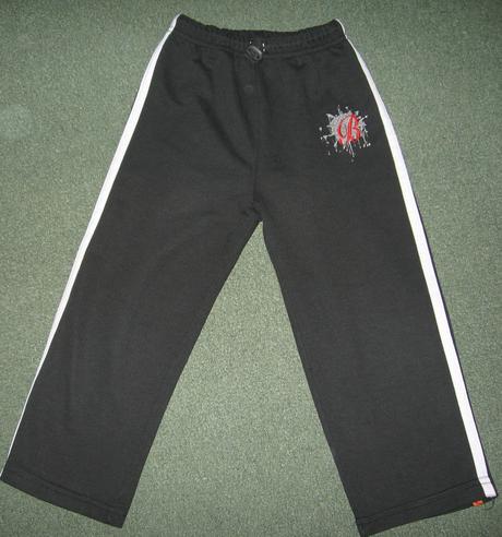 Chlapčenské tepláky, 86