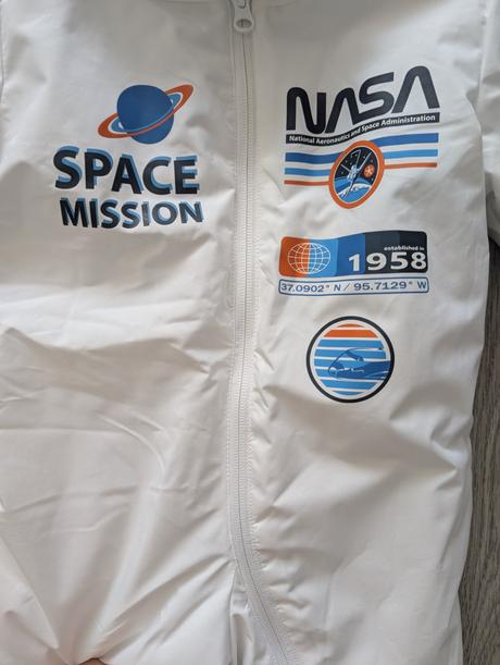 Zimny overal nasa, lupilu,86