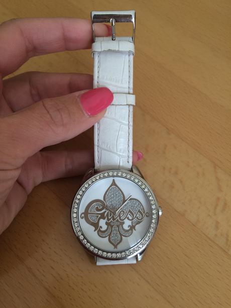 Hodinky guess, guess