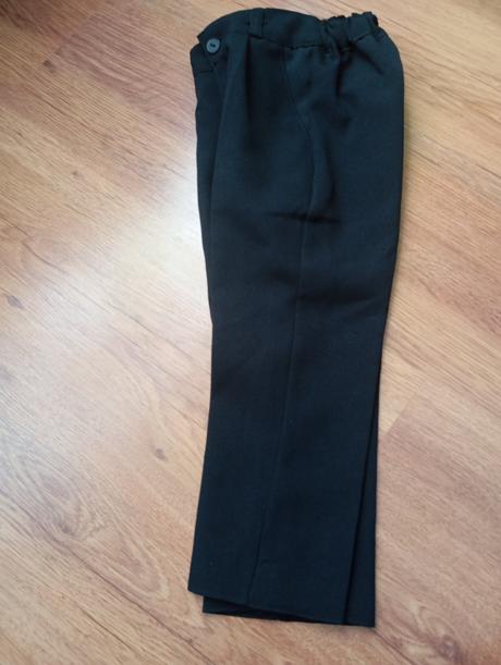 Predám slávnostný komplet, 92